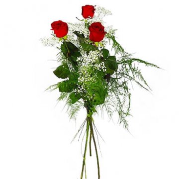 Bukett med tre röda rosor. Beställ hos Florister i Sverige!